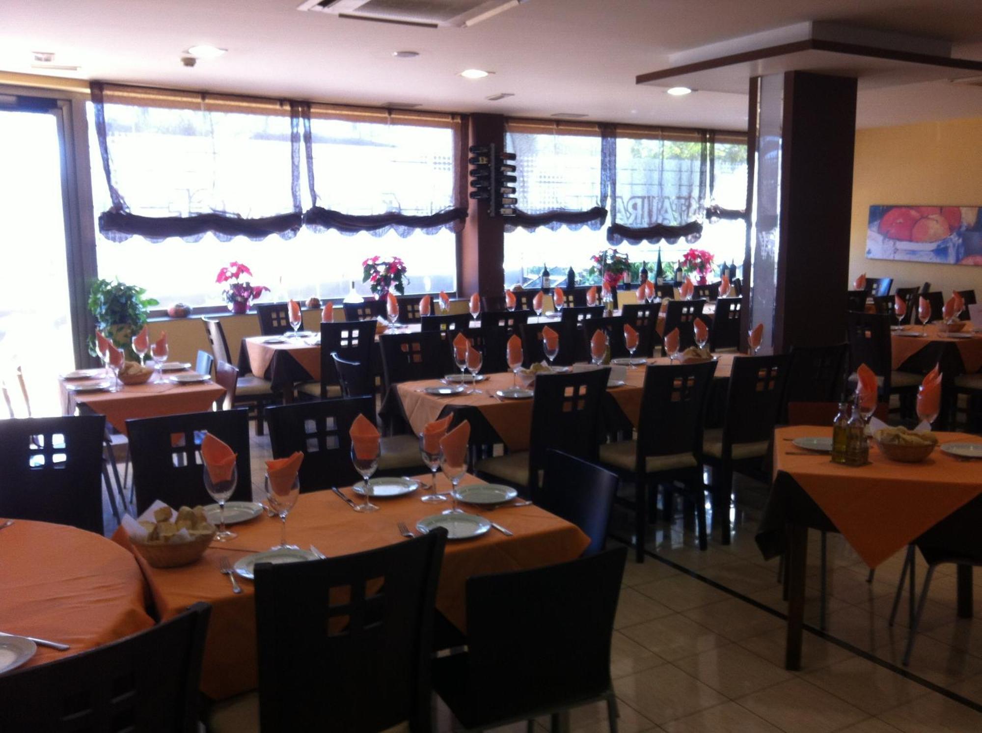 Hotel El Cruce Moraleda Moraleda De Zafayona Εξωτερικό φωτογραφία