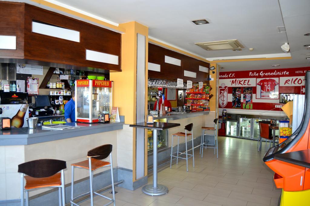 Hotel El Cruce Moraleda Moraleda De Zafayona Εξωτερικό φωτογραφία