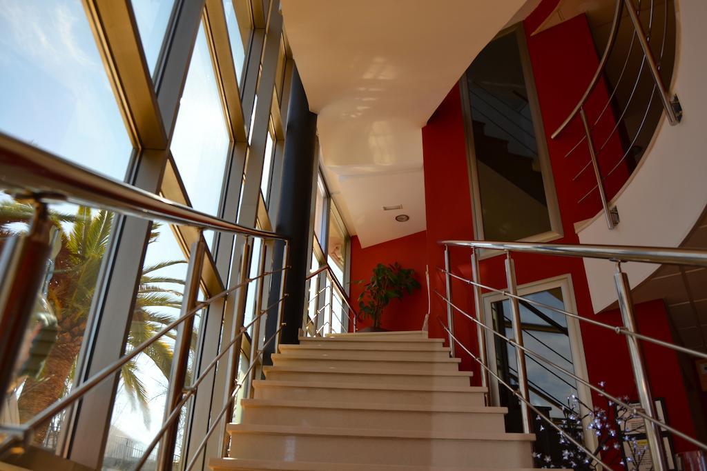 Hotel El Cruce Moraleda Moraleda De Zafayona Εξωτερικό φωτογραφία