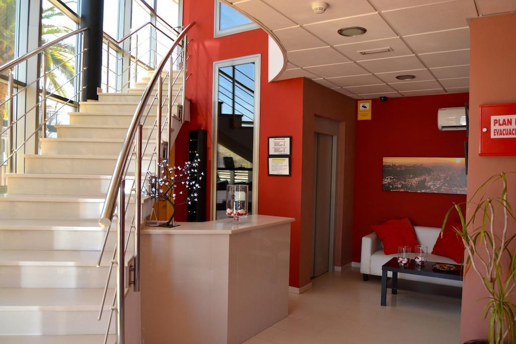 Hotel El Cruce Moraleda Moraleda De Zafayona Εξωτερικό φωτογραφία